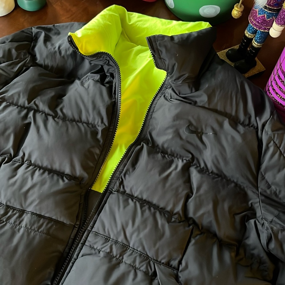 Mens Nike Reversible Puffer Jacket / Coat / Large